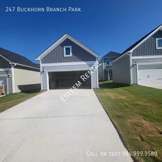 Building Photo - 247 Buckhorn Br Pk