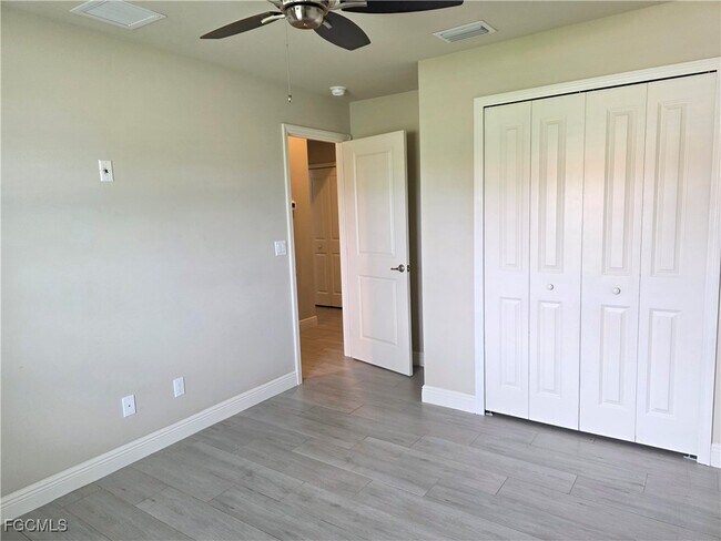 Building Photo - 2020 SW 15th Pl