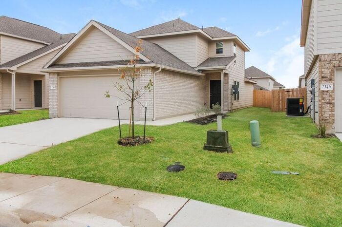 Building Photo - 2342 Applewhite Mdw