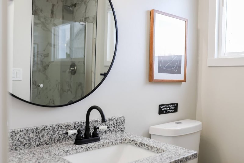 Building Photo - 287 S 3rd Ave