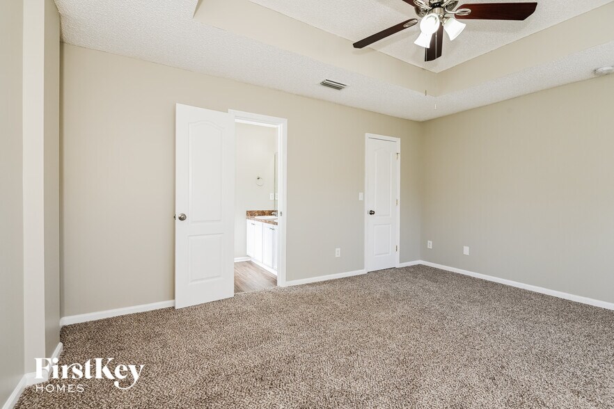 Building Photo - 6983 Lafayette Park Dr