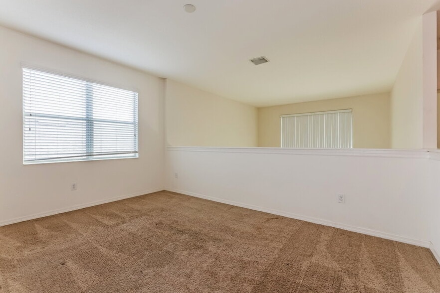 Building Photo - 8309 Deerland Bluff Ln