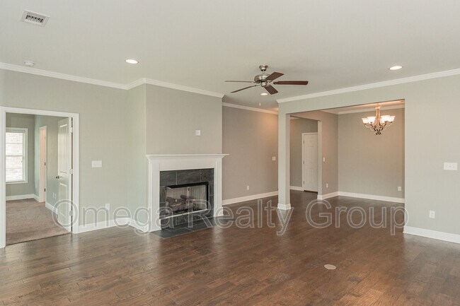 Building Photo - 11560 Crimson Ridge Rd