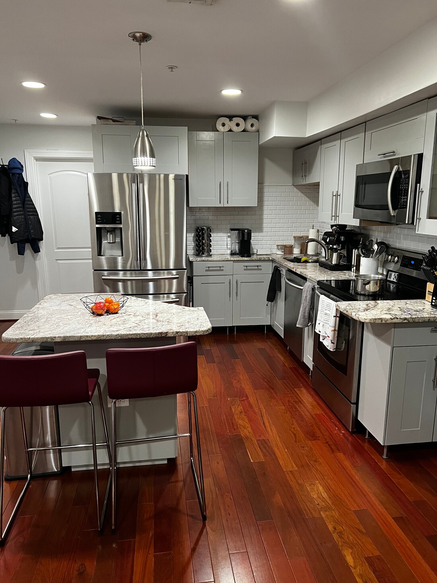 Kitchen/Island - 1424 L St SE