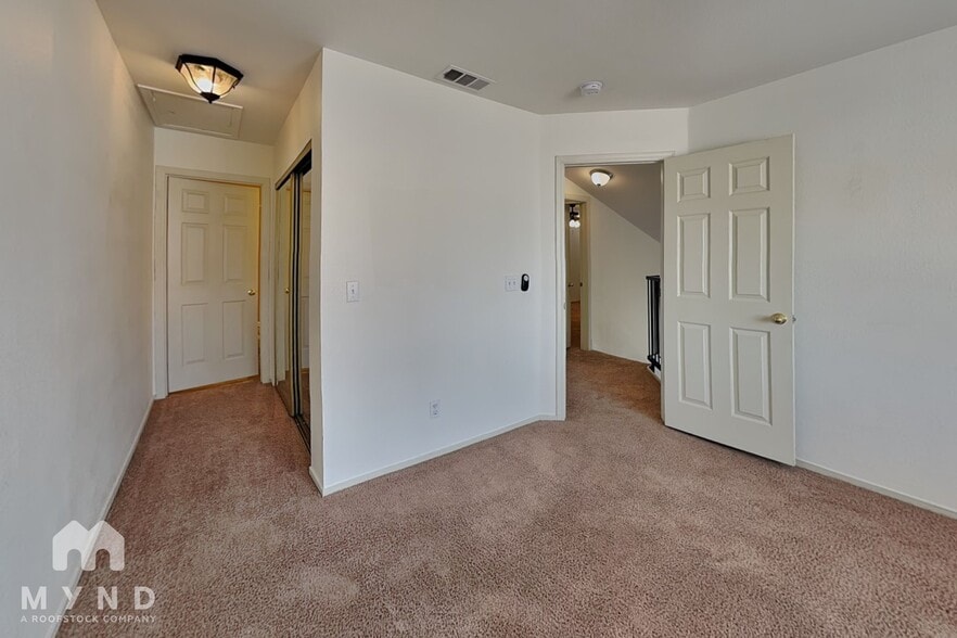 Building Photo - 8042 Laurena Ave