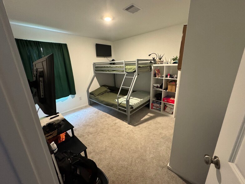 Building Photo - 18506 Cepagatti Dr