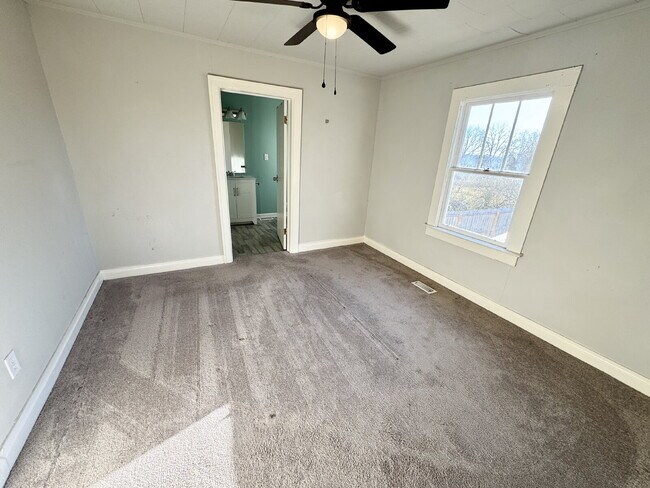 Building Photo - Reduced - Charming 3-Bed, 2-Bath Home in Westminster With Fenced Back Yard - Monthly rate just Re...