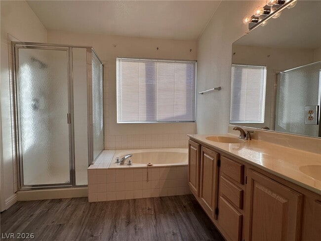 Building Photo - 6521 Bellwood Ct