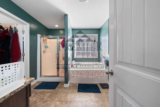 Building Photo - 4940 Brightstar Ln