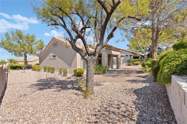 Building Photo - 10709 Hunters Woods Pl