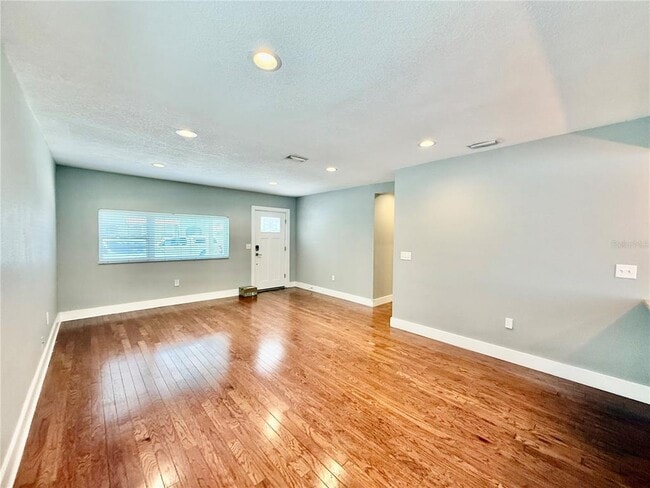 Building Photo - 3419 W Empedrado St
