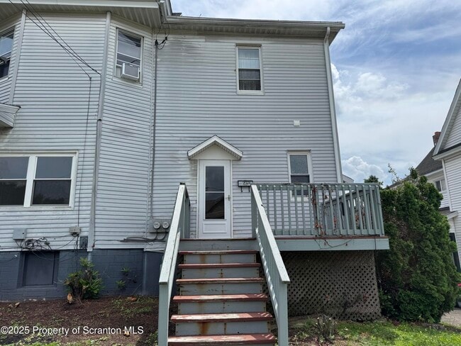 Primary Photo - 500 Dudley St