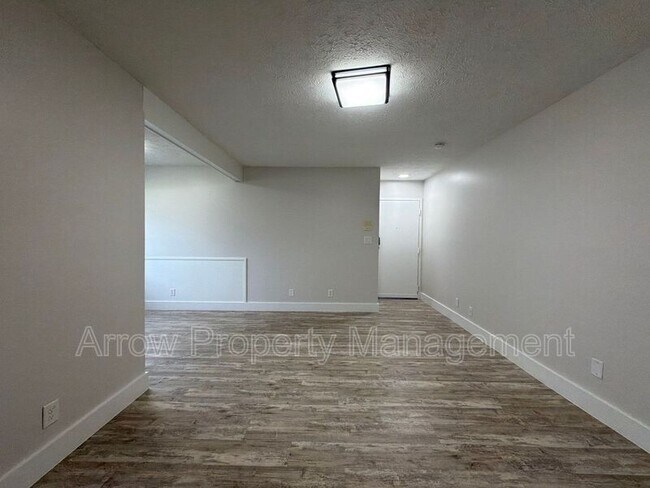 Building Photo - 286049
