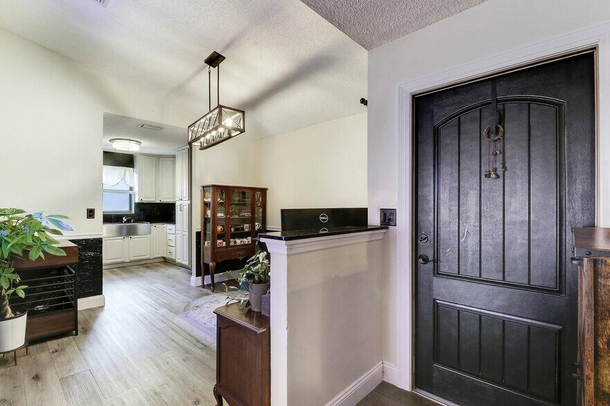 Building Photo - 5117 Arbor Glen Cir
