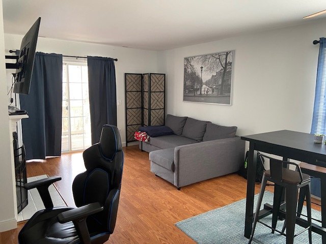 Building Photo - 20 Janet Cir