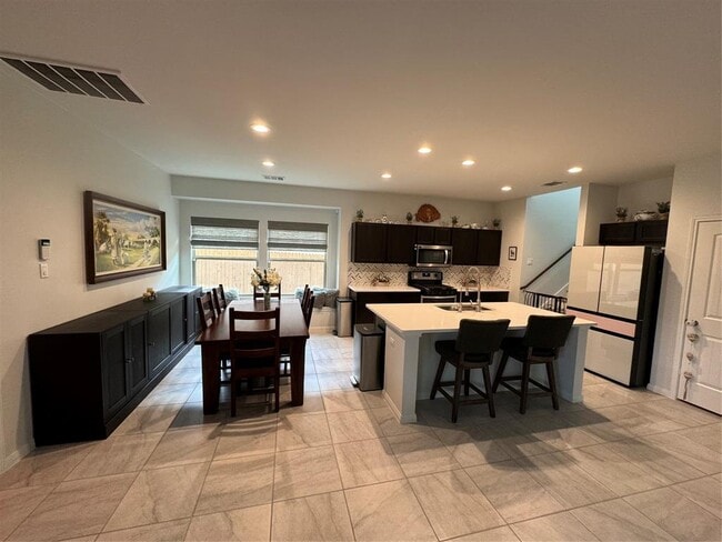 Building Photo - 8145 Daisy Cutter Crossing