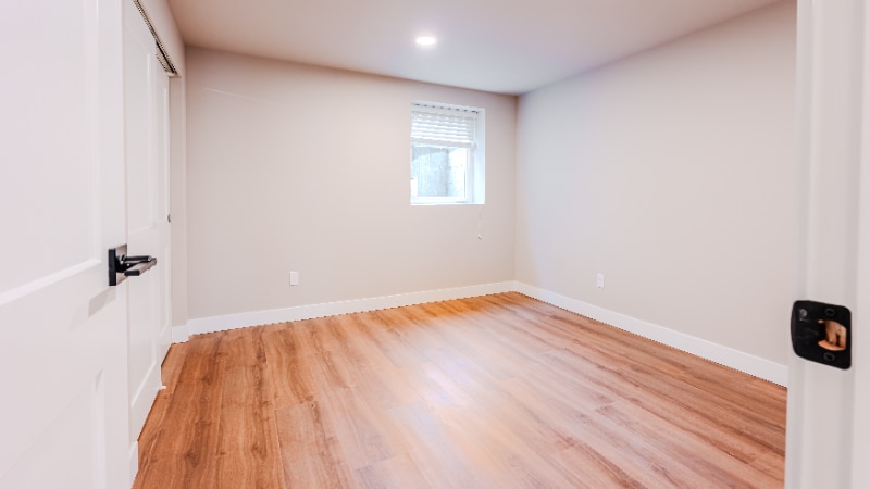 Building Photo - 2106 Oakes Ave