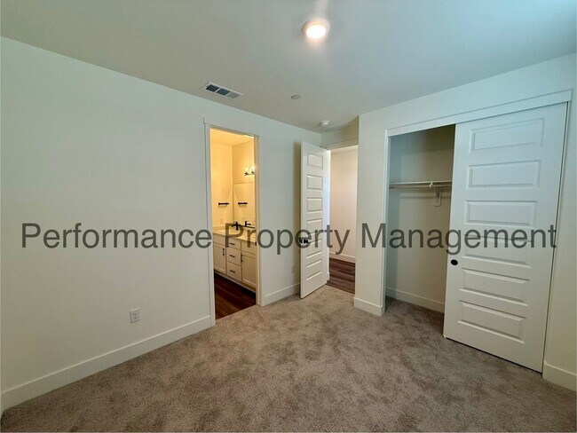 Building Photo - 6915 Jewel Cave Ct.