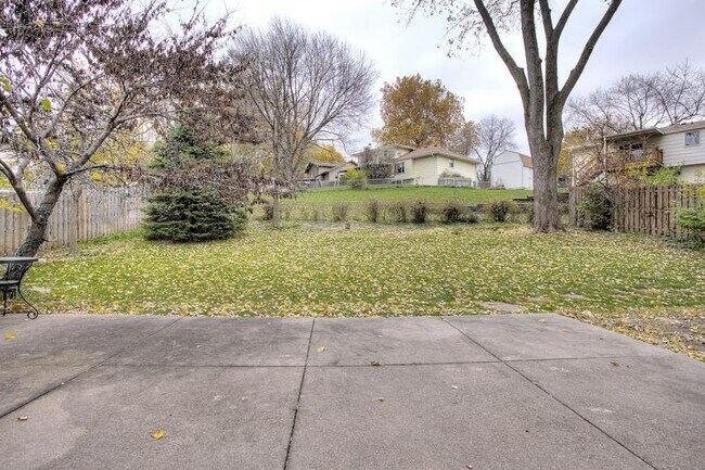 Building Photo - 307 Marian Ave