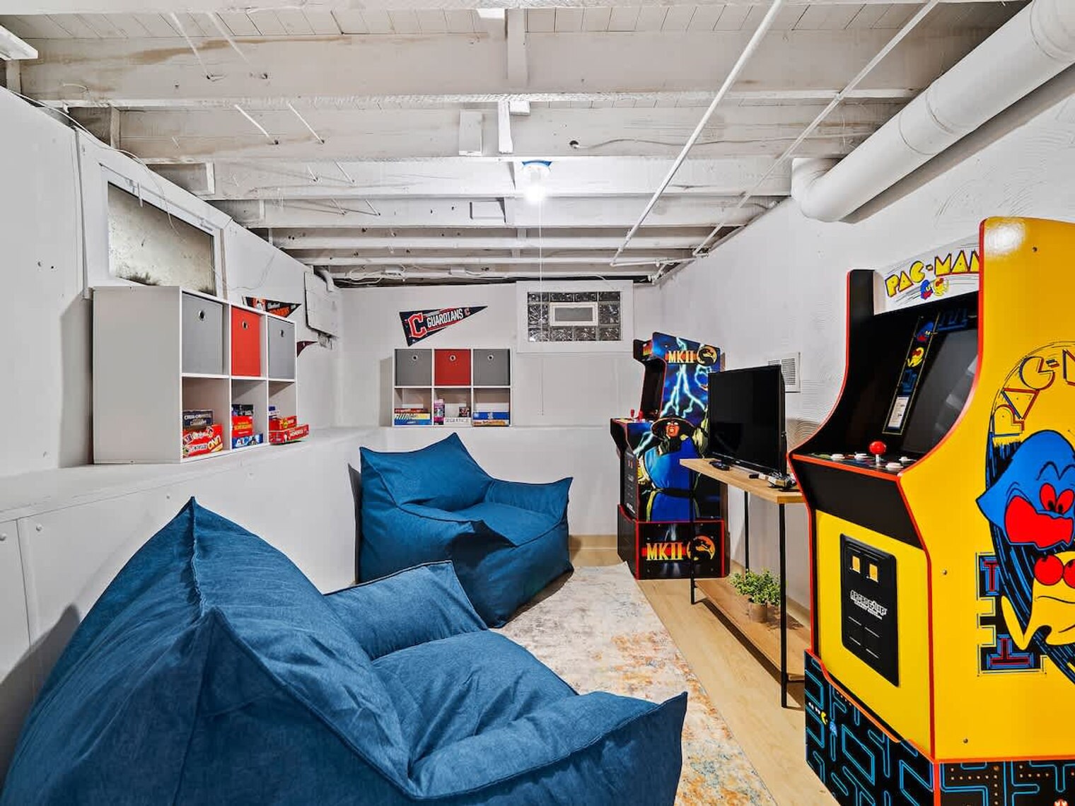 Building Photo - 6020 Fir Ave