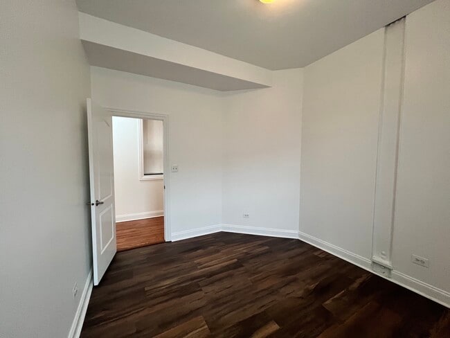 Building Photo - 5172 S Michigan Ave