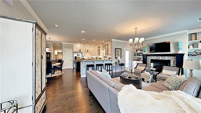 Building Photo - 6519 W Pleasant Way