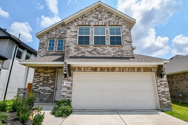 Building Photo - 7542 Coral Ter Dr