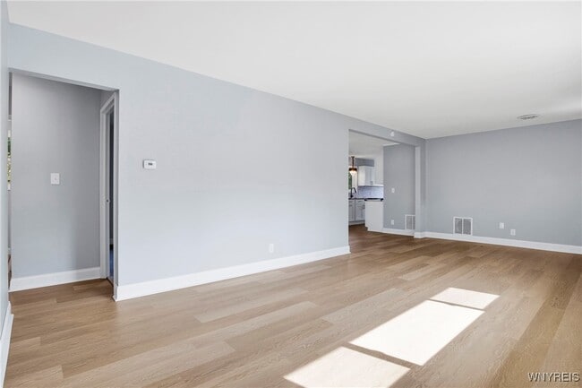 Building Photo - 28 Campus Dr W