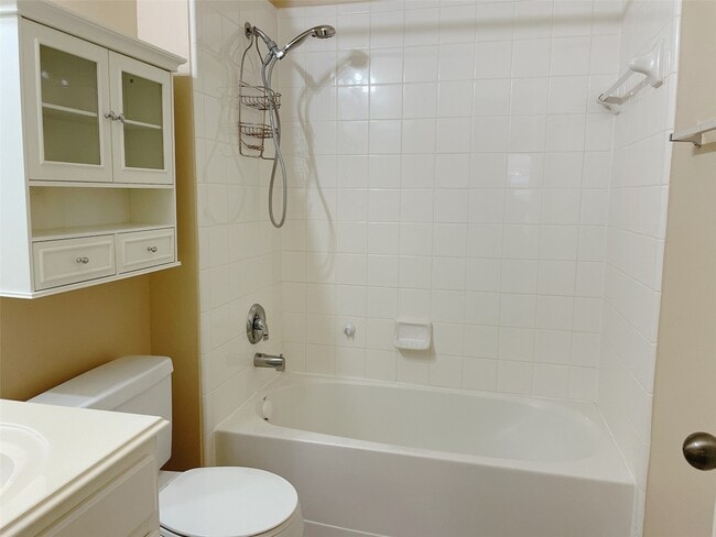 Building Photo - 3118 Autumnjoy Dr
