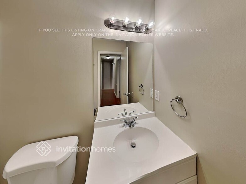 Building Photo - 41 Meek Dr