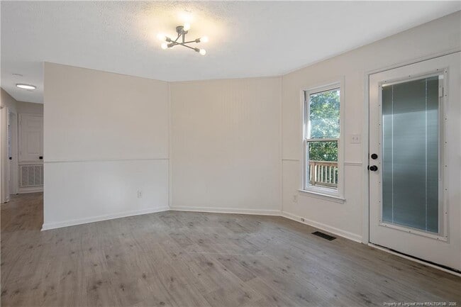 Building Photo - 205 Brookford Ct