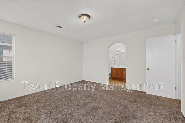 Building Photo - 5905 Night Whisper Rd NW