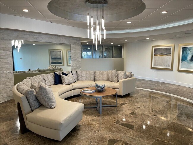 Building Photo - 3800 Galt Ocean Dr