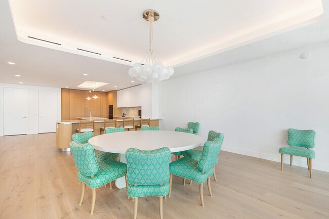 Building Photo - 1333 S Flagler Dr