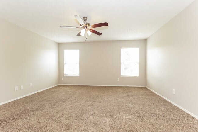 Building Photo - 5144 Sunsail Dr