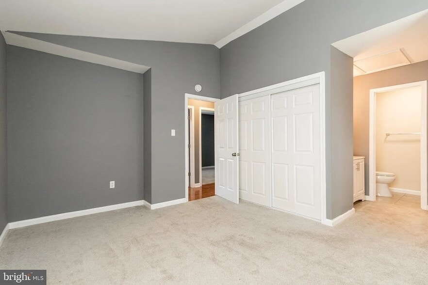 Building Photo - 6204 Barrowfield Ct