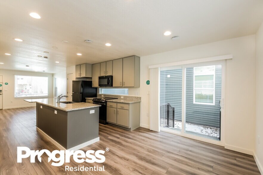 Building Photo - 4735 N Tower Dr