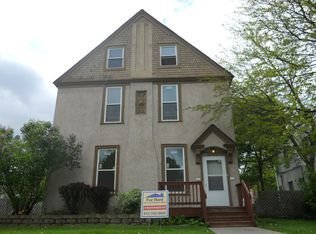 Building Photo - 907 N Oliver Ave