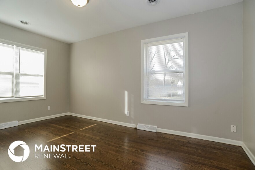 Building Photo - 11212 Lecluyse Dr