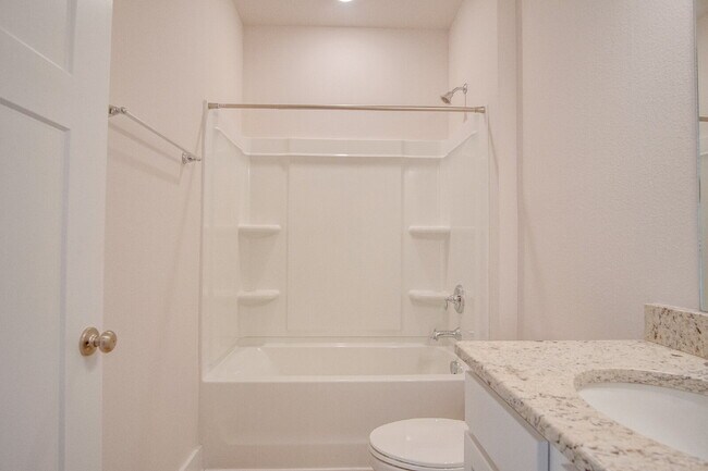 Building Photo - Holiday Sunshine! Deer Run 4BR/3BA Home – Solar, Community Pool & ½ Deposit for Active Military