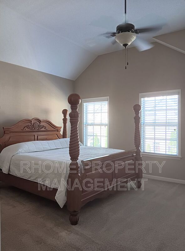 Building Photo - 1145 Parktown Dr SW