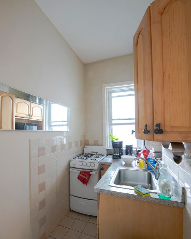 Building Photo - 1111 Boylston St