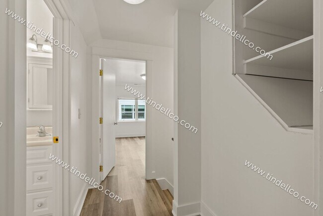 Building Photo - Modern Elegance Meets Campus Convenience: ...