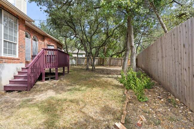 Building Photo - 11505 Leon Grande Cove