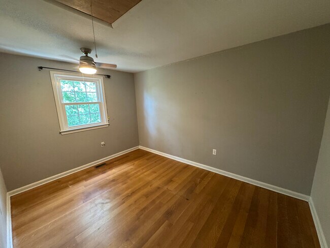 Building Photo - 5780 Flagflower Pl
