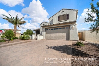 Building Photo - 5839 N 88th Ln