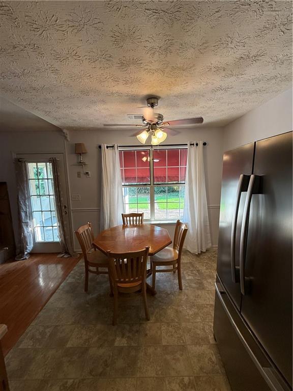 Building Photo - 3897 Saddlecreek Dr