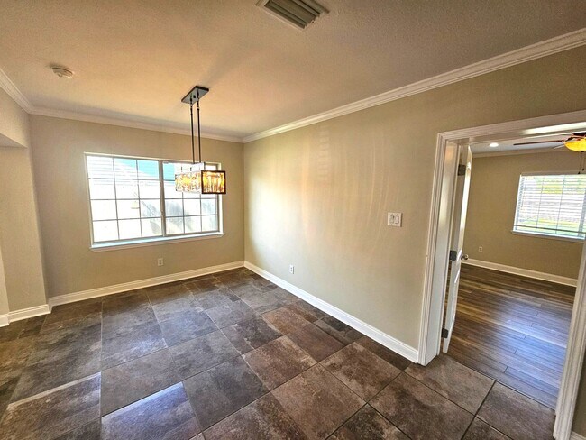 Building Photo - Exquisite 4Bed/2Ba Home in The Cove! *1/2 Off Security Deposit for Active-Duty Military!!*