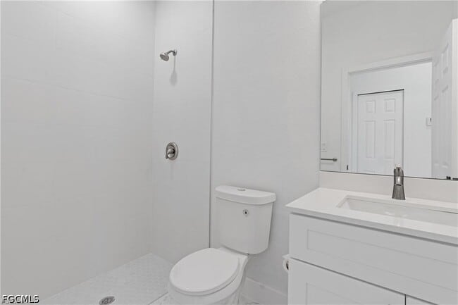 Building Photo - 2618 69th St W