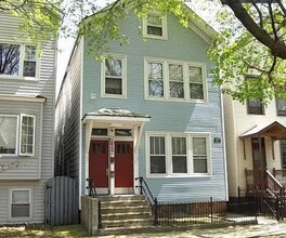 Building Photo - Lincoln Park Apartments!